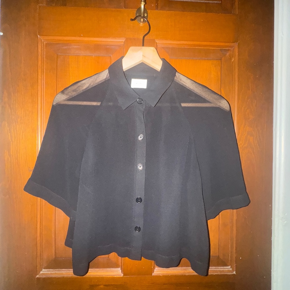 ARITZIA WILFRED BLACK SHEER CROPPED BUTTON DOWN BLOUSE